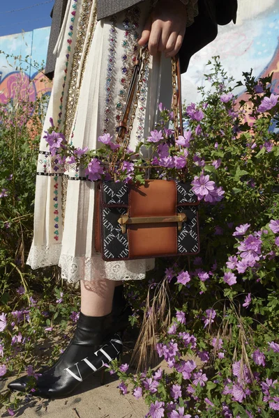 Look 29